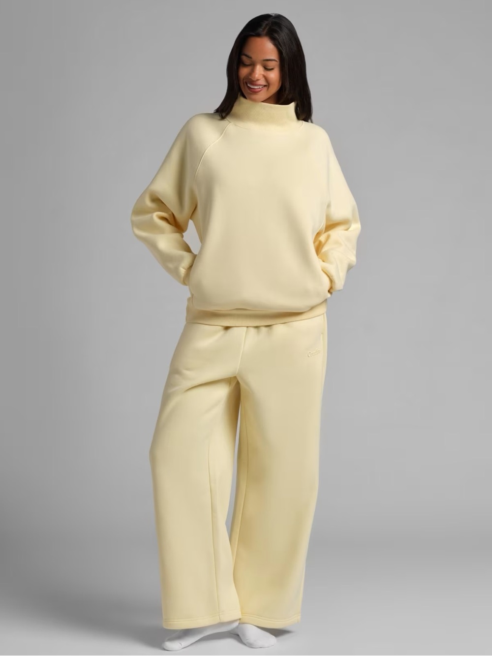 Comfrt Small Unisex 2pc Sweatsuit in Buttercream Pale Yellow